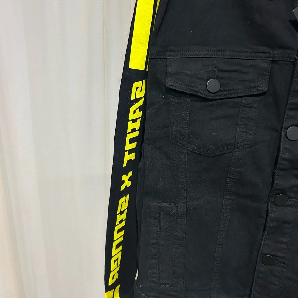 Stylish Black Jacket with Yellow Accents